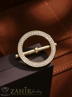 Луксозна метална катарама подходяща за шал или дреха с бели кристали на златиста основа, размер 4 см - B1495